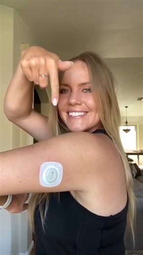 64K views · 343 reactions | Morgan made the switch from the Dexcom G6 to Dexcom G7 and loves how easy it is to apply! Watch as she takes you step by step through how to apply the all in one sensor* and shows how quick the warm up time is. Upgrade to the all-new Dexcom G7 by following the link here: https://bit.ly/G7Upgrade *Dexcom G7 User Guide, 2022 **Compatible smart devices sold separately. To view a list of compatible devices, visit dexcom.com/g7-compatibility | Dexcom | Facebook