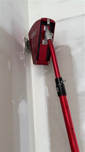 Nothin' like a little LEVEL5 Tools Corner Applicator action 🔥 👉 @gtdrywall 👊 | LEVEL5 Tools