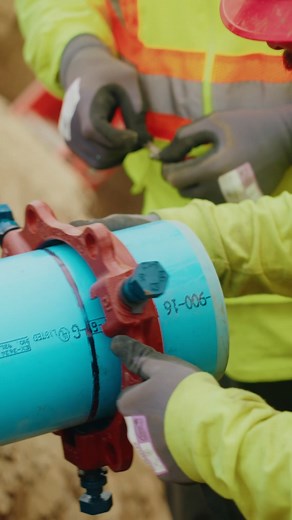 Kana Companies on Instagram: "Happy Friday! Kicking off November with a water installation in Carson, CA. Our crew is doing an outstanding job as they near the end of this project 💪 - - - - - - #construction #excavation #waterline #bluecollar #dirtwork #socal #carson #heavyequipmentlife #bluecollarlife #betterdirtworld"