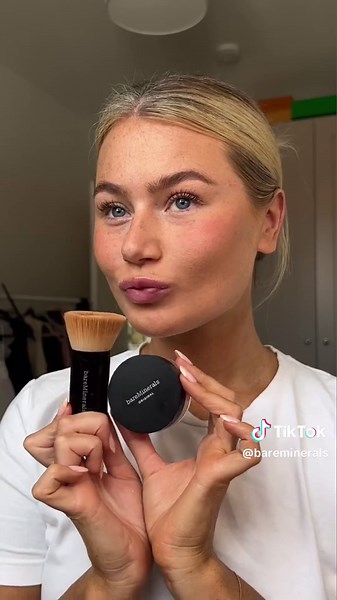 Freckle-Approved Foundation: Build Up Coverage with Bare Minerals Original Loose Powder Foundation SPF 15