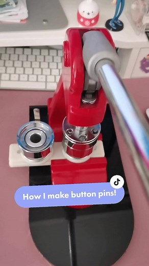 How to Make Button Pins - Easy Tutorial and Tips