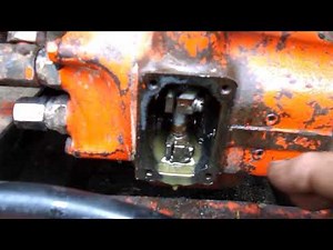 Case 930 Looking into the Hydraulic Valve