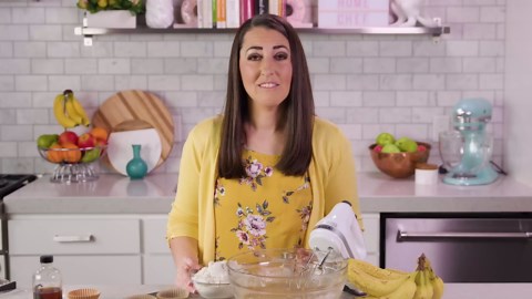 Mom's easy banana muffins