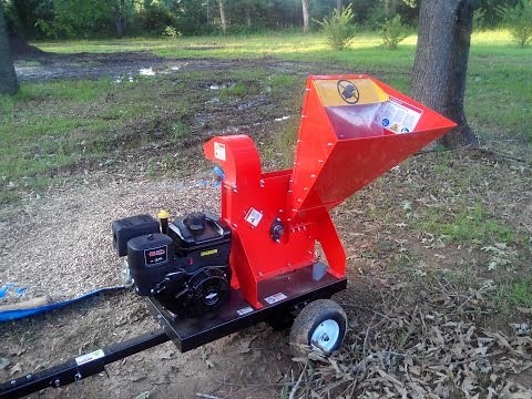 DR Wood chipper - 16.5 self feeding review and first use