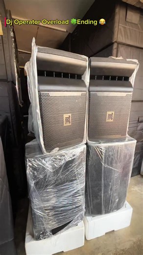 Anubhav Raut on Instagram: "Dj operator Overload 🍀 . . #djoperator #djmalak #comedy #djlife #dj"