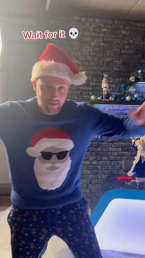 Santa got put in a spliff 💀