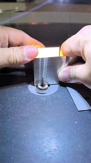 Seasign_channelletters | Have you seen how to make stunning frontlit trimless SS channel letters sign?Trimless Channel Letters are illuminated dimensional letter... | Instagram