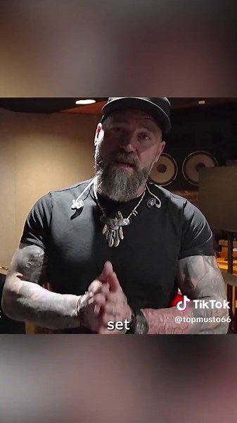 Zac Brown Band frontman Zac Brown patently dismissed rumors that his Love & Fear residency at Las Vegas' The Sphere performances are Satanic rituals during the second weekend of the residency on Friday.#countrymusic #zacbrownband #thesphere