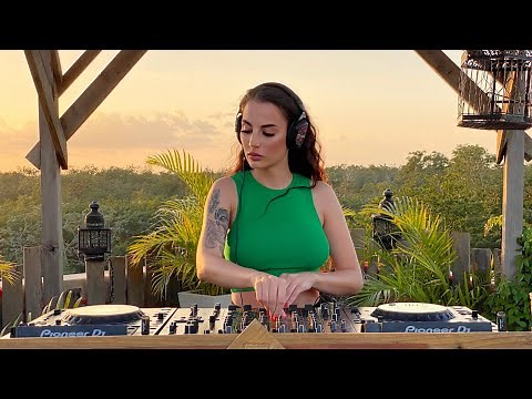 DeepMe | Melodic Techno & Progressive House Mix 2022 | By ‪@EPHIMERATulum‬