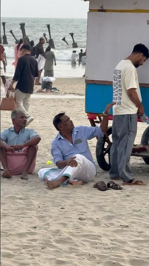 Peeing in public💦🤣