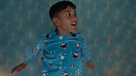 The Christmas Double | EE | Christmas Ad 2025 | Fiona Vines