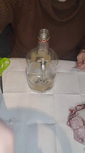 73K views · 2.3K reactions | A quick patriotic craft made from a recycled jar. Thanks for watching 殺 | Booxie & Button Designs | Facebook