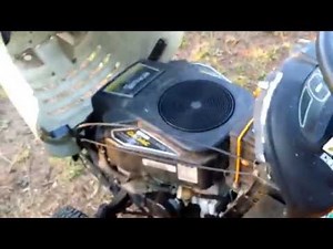 Cub Cadet LT 1050 video