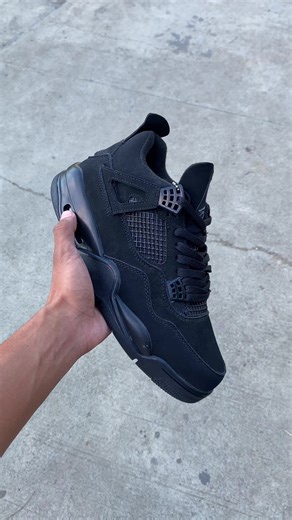 Essential All-Black Sneakers for Streetwear Style