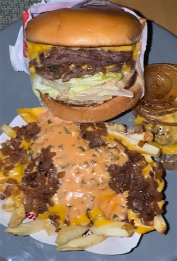 In-N-Out Burgers: Animal Style Fries & Flying Dutchman