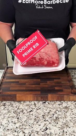 How to roast the PERFECT Prime Rib in the oven for the holidays 🥩 #steaktiktok #primerib