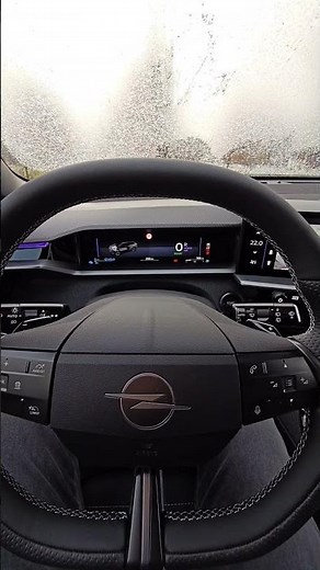 2025 Opel Grandland PHEV Startup EV + 1.6 Engine