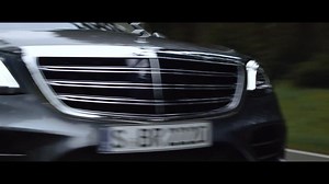The new Mercedes-Benz S-Class offers as much for its passengers as it does its driver. Packed with unrivalled levels of advanced technology and intuitive design features, for a more connected drive than ever before. | Mercedes-Benz Cars UK