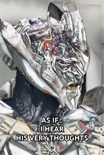 Megatron's Command at Universal Studios