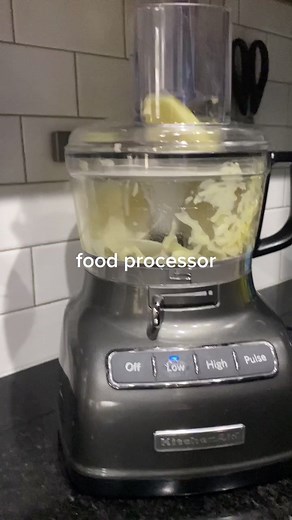 Innovative Kitchen Gadgets for Effortless Cooking
