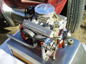 Video: World's Smallest Running 327ci Small-Block Engine - Chevy Hardcore