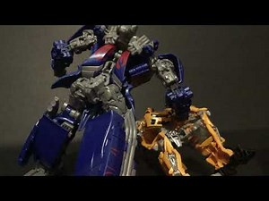 Optimus Prime VS Bumblebee (Stop Motion)