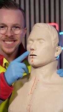 First Aid for Nosebleeds 👃🩸#ambulance #paramedic #emergency #firstaid #hospital #nurse