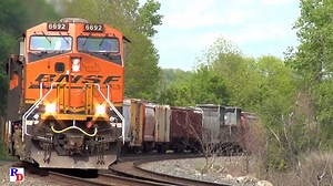 86K views · 3.1K reactions | BNSF Power often made it to the northeast on CSX trains. An eastbound loaded oil train with new tank cars and a westbound mixed freight are spotted on CSXT's Mohawk Subdivision in 2013. From the BKVP show "The Heart of the Mohawk Valley" https://rfd.video/Mohawk | Railfan Depot | Facebook