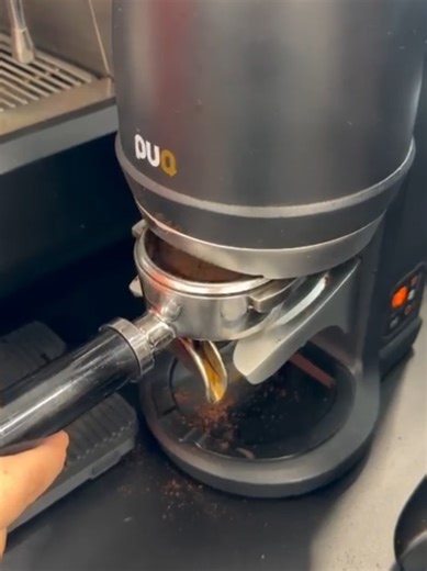 From Machine to Cup: Discover Coffee Brewing Process