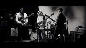 Throwback to last week where LM performed with new project LUMP. Final few tickets for their upcoming UK tour available here: https://www.lump.world/live | Laura Marling