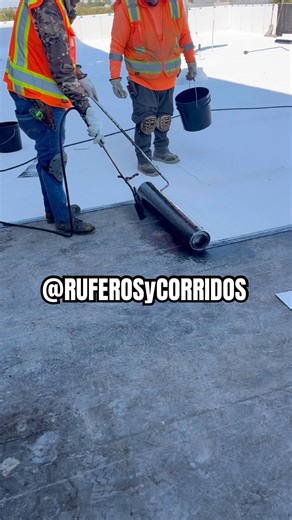 Torch down mod bit roofing 🔥 #commercialroofing #construction #roofing #ruferosycorridos #ruferos