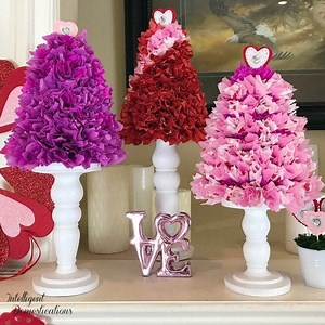 Look How Adorable These DIY Valentine's Day Trees Are