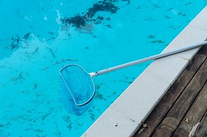 How to Clean Stubborn Dirt & Stains From the Bottom of a Pool