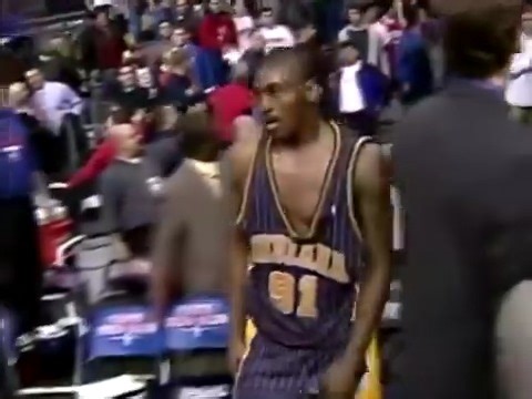 19K views · 126 reactions | 20年前，NBA史上引致最長總禁賽時間的球賽事件 “Malice at the...