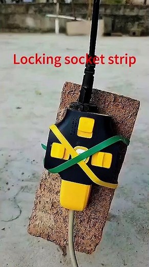 Hardware tool accessories Locking socket strip