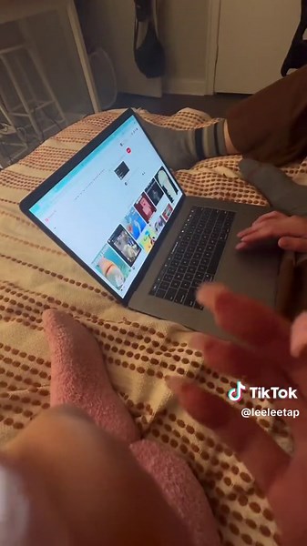 Relaxing ASMR Camera Tapping and Scratching | Lee Lee ASMR