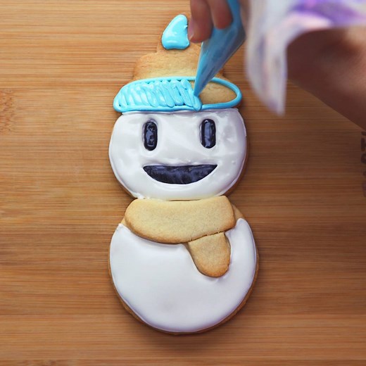 5.8M views · 9.4K reactions | Tasty's making a list and checking it twice! This emoji cookie set is only a small part of everything we're bundling up for you this holiday season! Get the 3-piece cookie sheet set with emoji cookie cutters HERE: https://bzfd.it/2qRShYV - We may make some $$ if you buy! | Tasty | Facebook