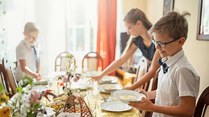 Dining Etiquette and Table Manners for Teens and Tweens