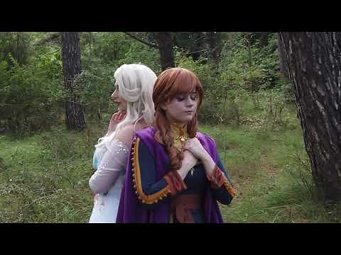 Frozen - Anna & Elsa Cosplay