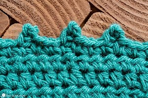 How to Crochet the Picot Stitch (Photo and Video Tutorial)