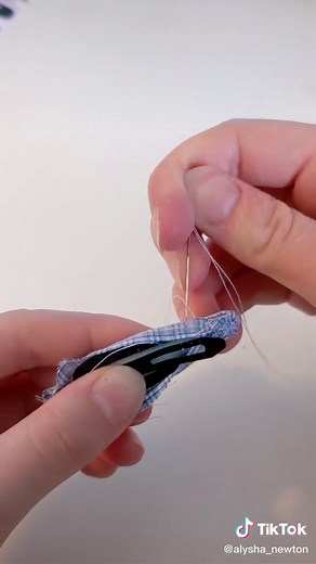 DIY Fabric Barrettes: Handmade Hair Accessories Crafting Tutorial