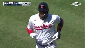 The Yankees turn an unconventional but potentially game-saving double play in the 8th 🤯 | YES Network