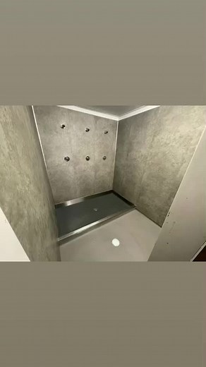 New showers are back open guys…thanks for your patience 👌👌 | Muscle Limit Gym