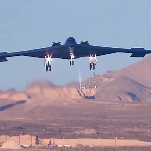 896K views · 14K reactions | B-2 Spirit Stealth Bomber Flight Operations take of U.S. Air Force | News Sphere | Facebook