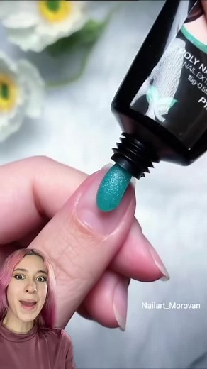 Cómo hacer uñas de Polygel en casa fácilmente