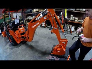 Kubota B26 / hydraulic thumb