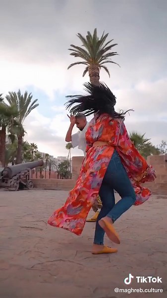 Traditional Moroccan Dance Rokba: Culture, History, and Style