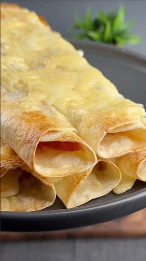 Top Chef Reveals SECRET to Perfect Cheesy Tortilla Rolls