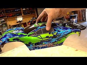 UNBOXiNG the NEW TRAXXAS RUSTLER 4X4 VXL! | RC ADVENTURES