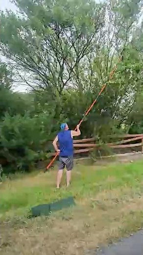 How to Use the VEVOR Mini Chainsaw Safely and Fast